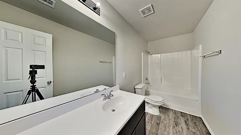 Photo 10 — 4332 Siena Ridge Boulevard, Oklahoma City, OK 73179