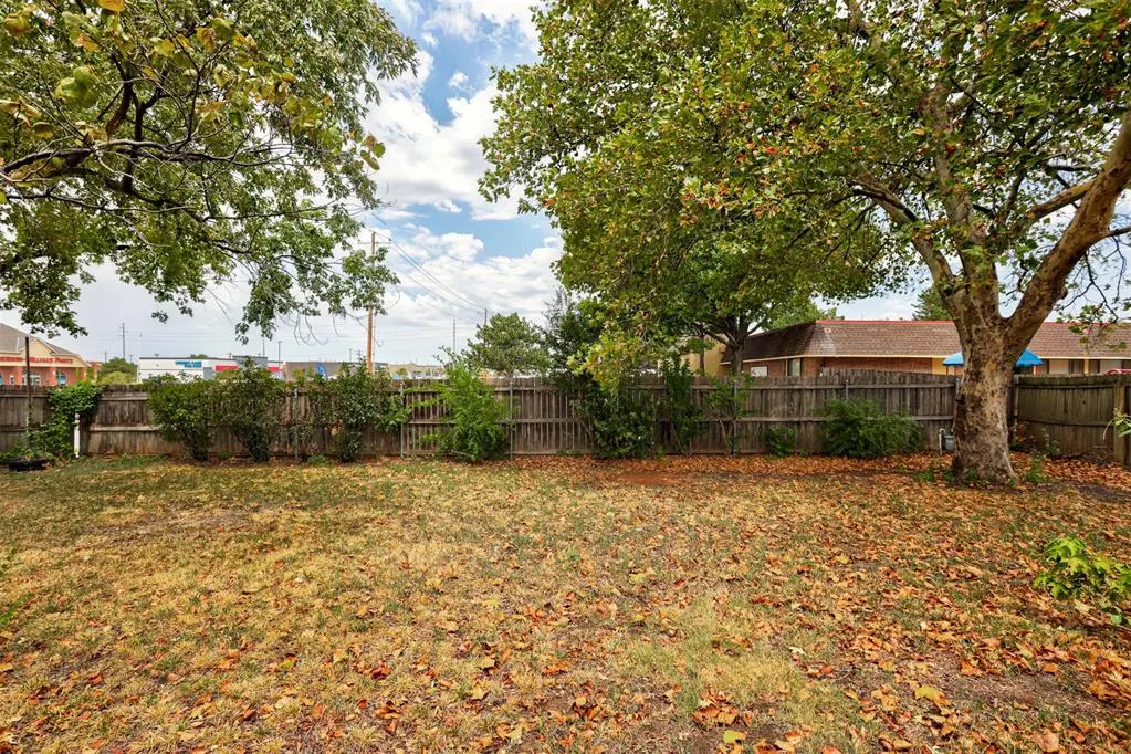 Photo 34 — 819 Hawthorne Place, Edmond, OK 73003
