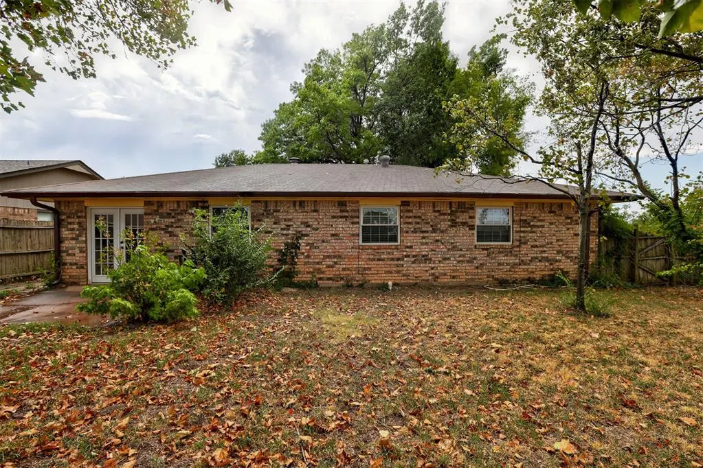 Photo 35 — 819 Hawthorne Place, Edmond, OK 73003