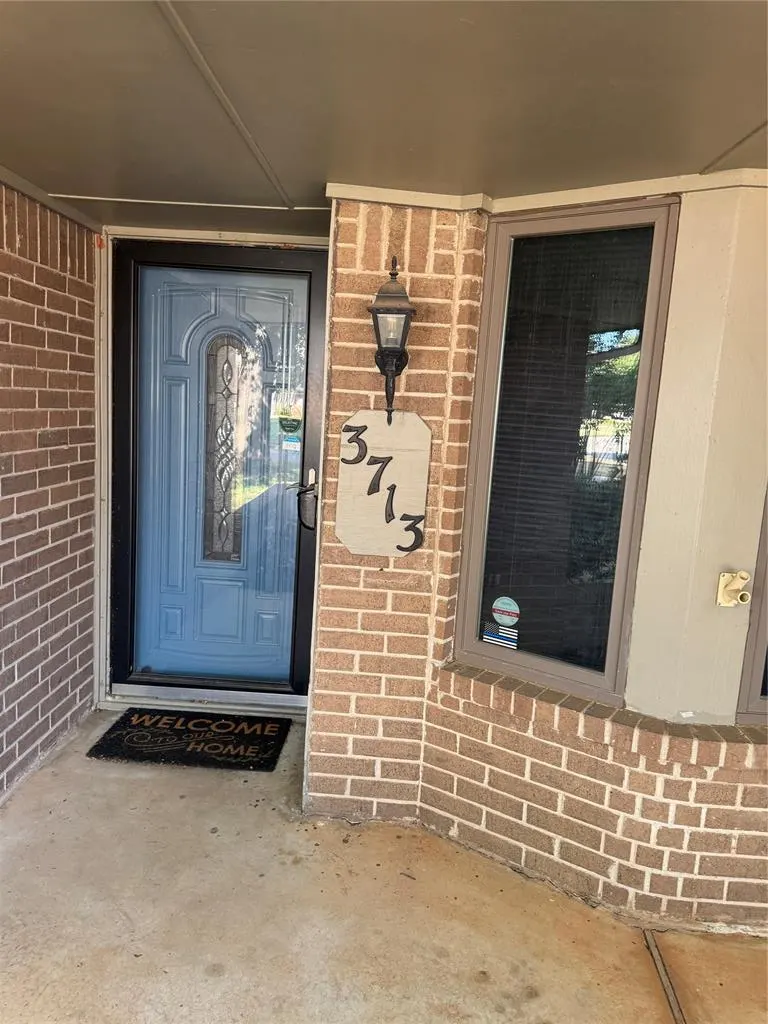 Photo 2 — 3713 Rolling Lane Circle, Midwest City, OK 73110