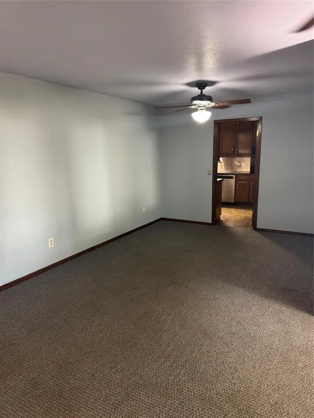 Photo 5 — 3713 Rolling Lane Circle, Midwest City, OK 73110