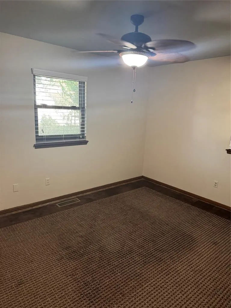 Photo 14 — 3713 Rolling Lane Circle, Midwest City, OK 73110