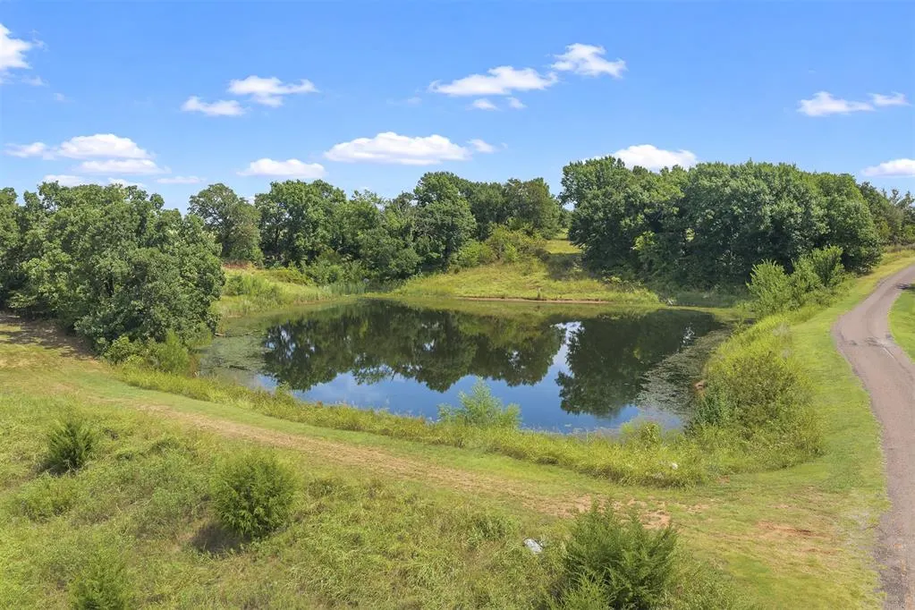 Front exterior — E County Rd 1517, Paoli, OK 73075