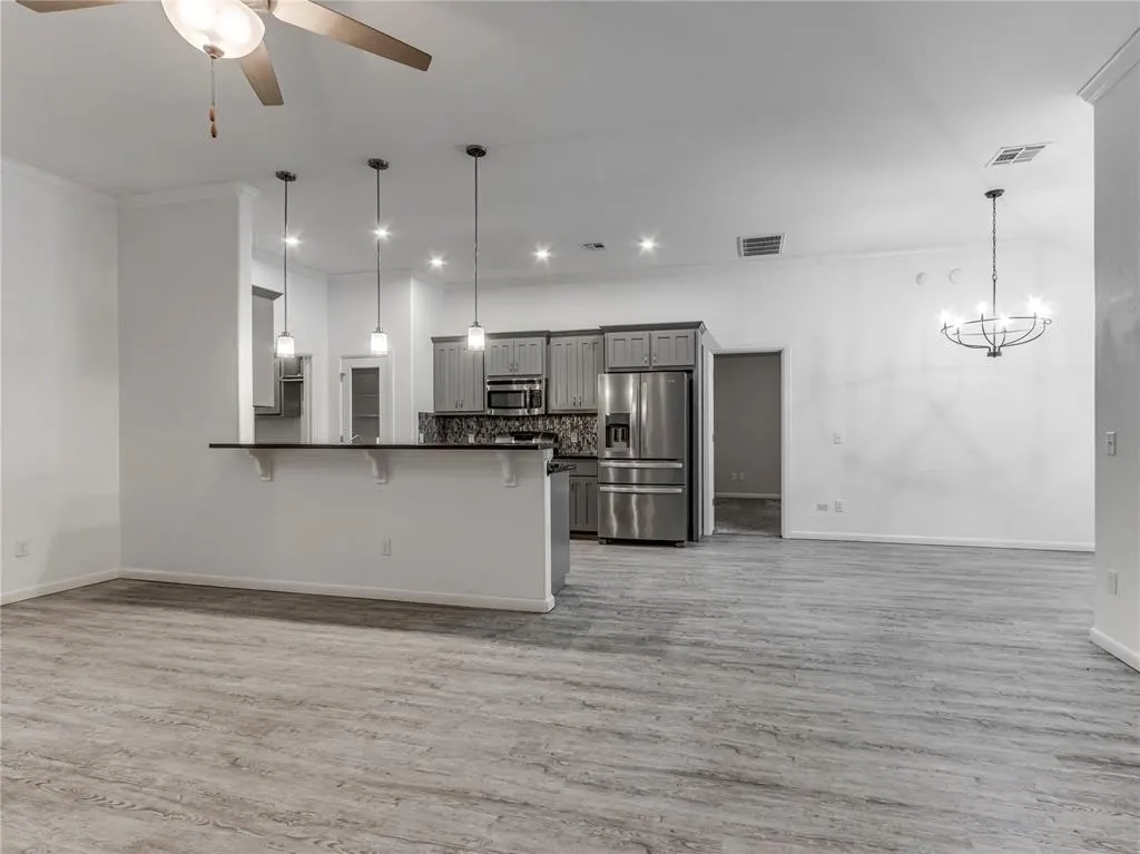 Photo 9 — 18316 Bridlington Drive, Edmond, OK 73012
