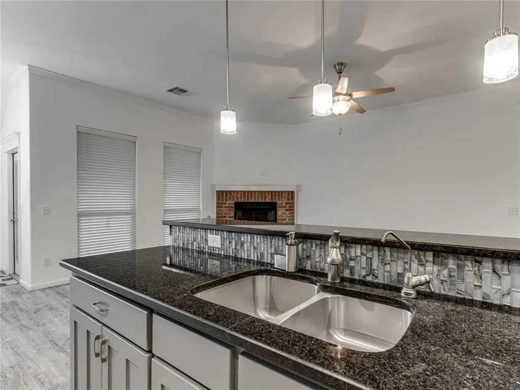 Photo 14 — 18316 Bridlington Drive, Edmond, OK 73012