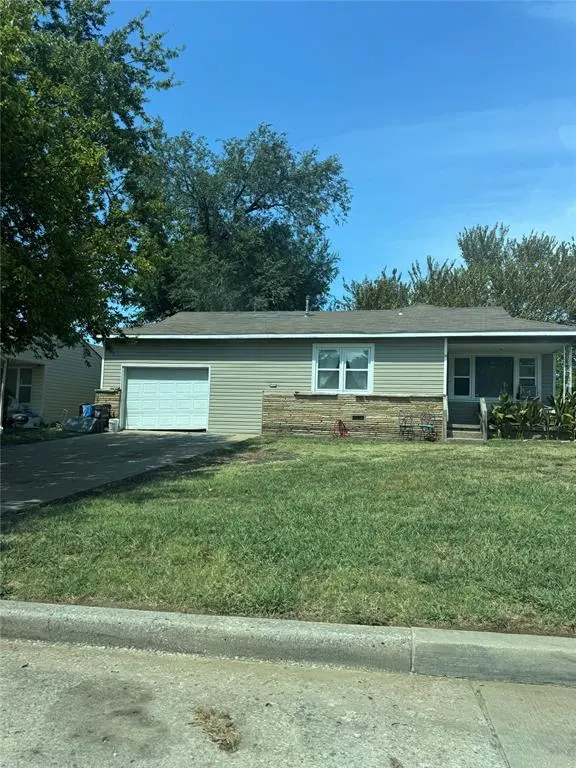 Front exterior — 13 E 44th N Street, Tulsa, OK 74105