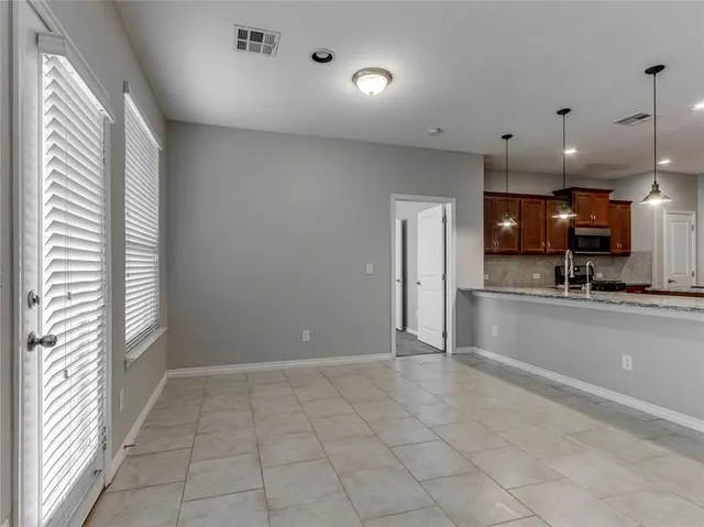 Photo 8 — 3428 Sadie Drive, Yukon, OK 73099