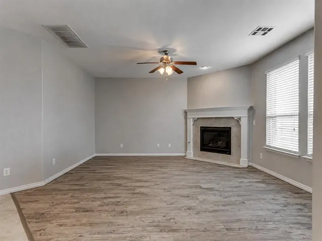 Photo 6 — 3428 Sadie Drive, Yukon, OK 73099