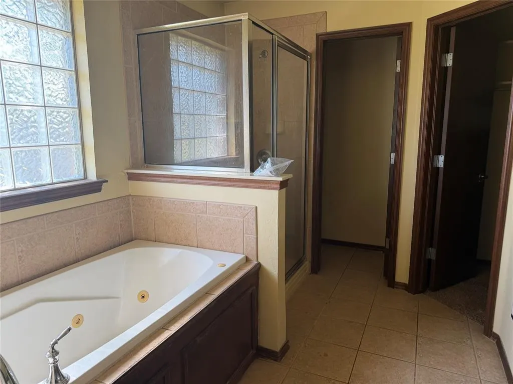 Photo 15 — 9008 NW 81st Street, Yukon, OK 73099