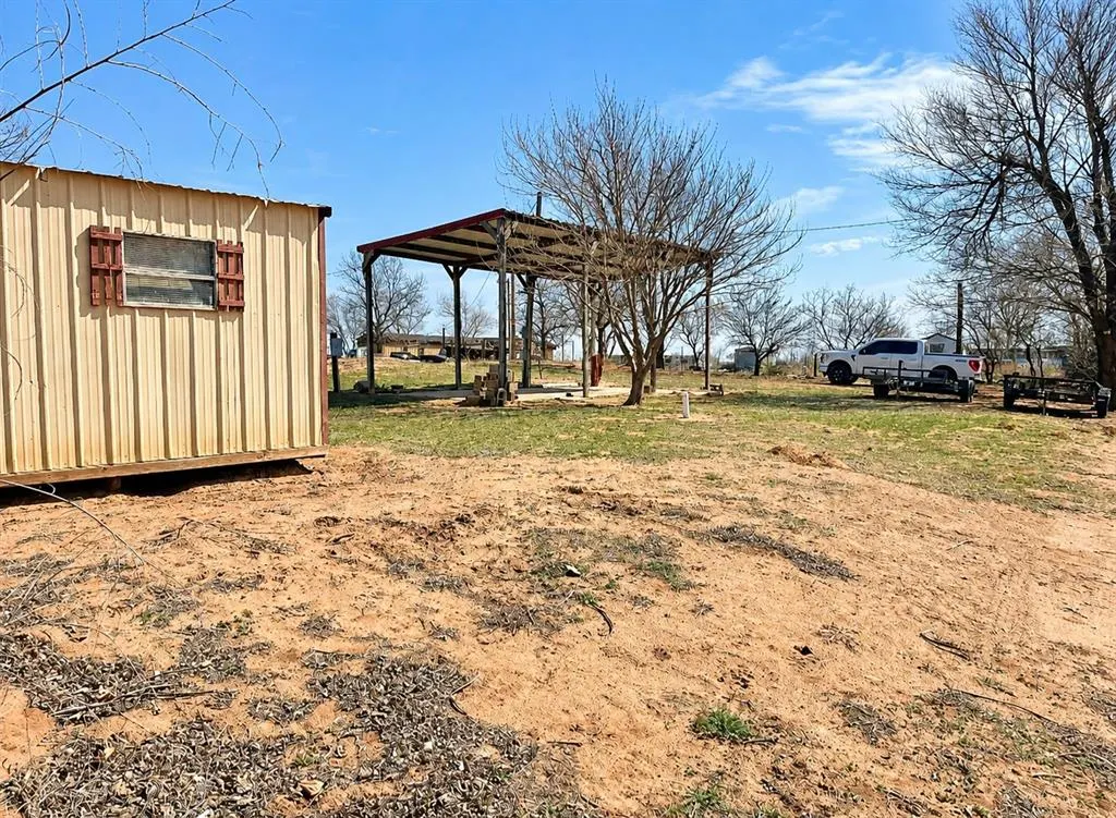 Photo 31 — 20456 E 1410 Road 109, Lone Wolf, OK 73655