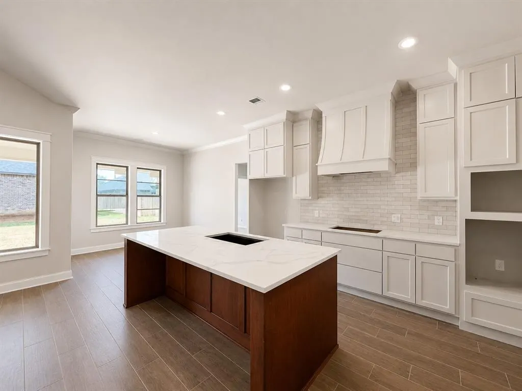 Photo 4 — 5105 Vine Cliff Road, Mustang, OK 73064