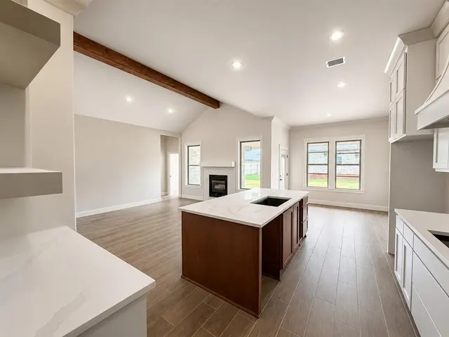 Photo 6 — 5105 Vine Cliff Road, Mustang, OK 73064