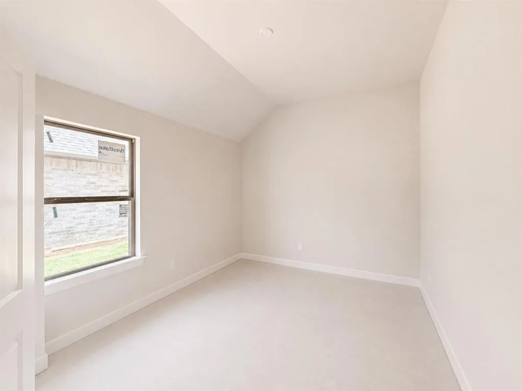 Photo 17 — 5105 Vine Cliff Road, Mustang, OK 73064