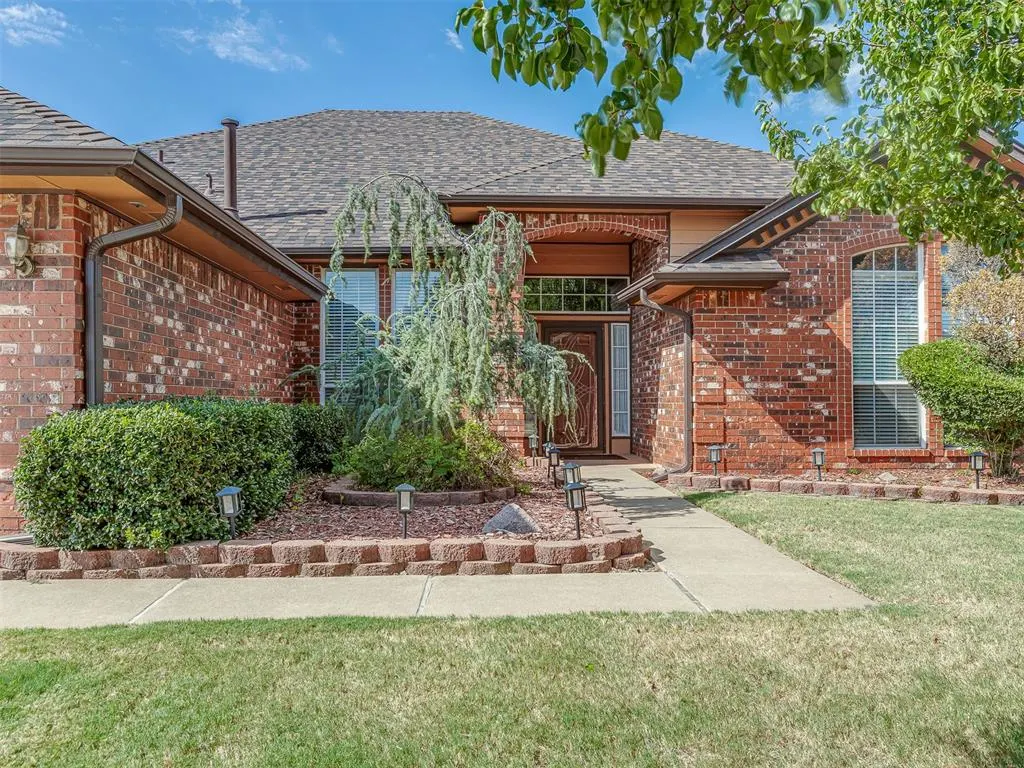 Photo 2 — 2833 NW 159th Street, Edmond, OK 73013