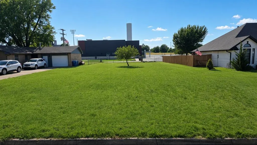 Front exterior — 198 Gath Circle, Tuttle, OK 73089