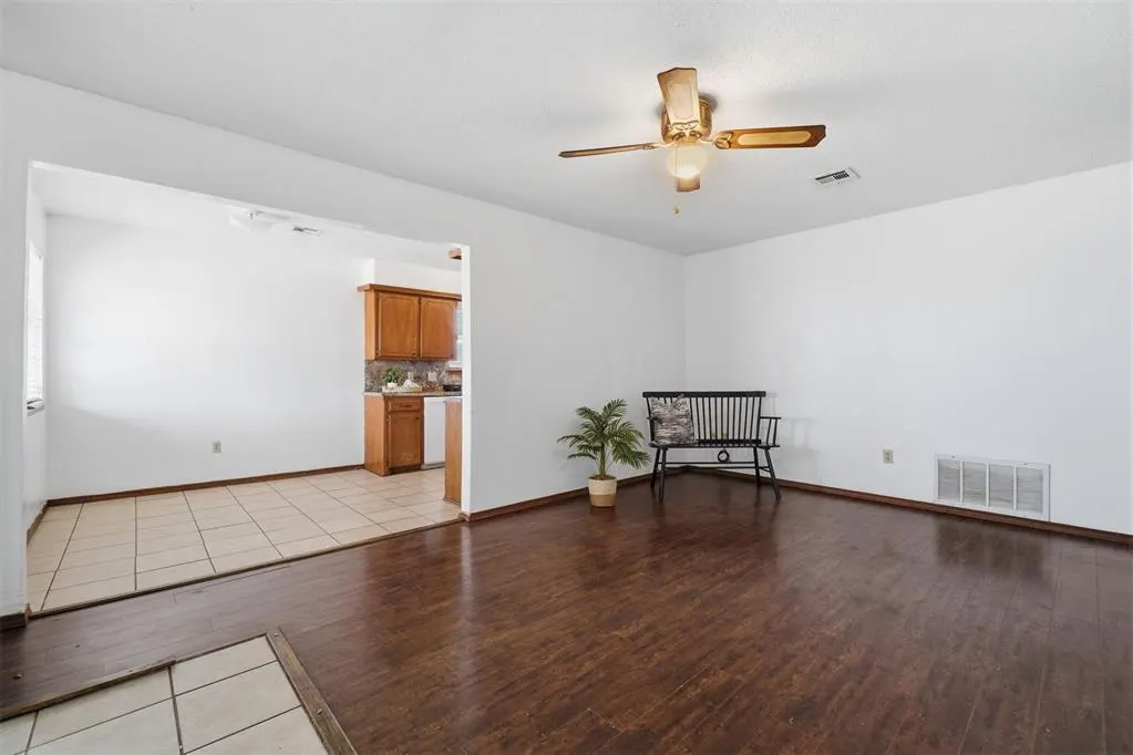 Photo 9 — 6310 SW Park Place, Lawton, OK 73505