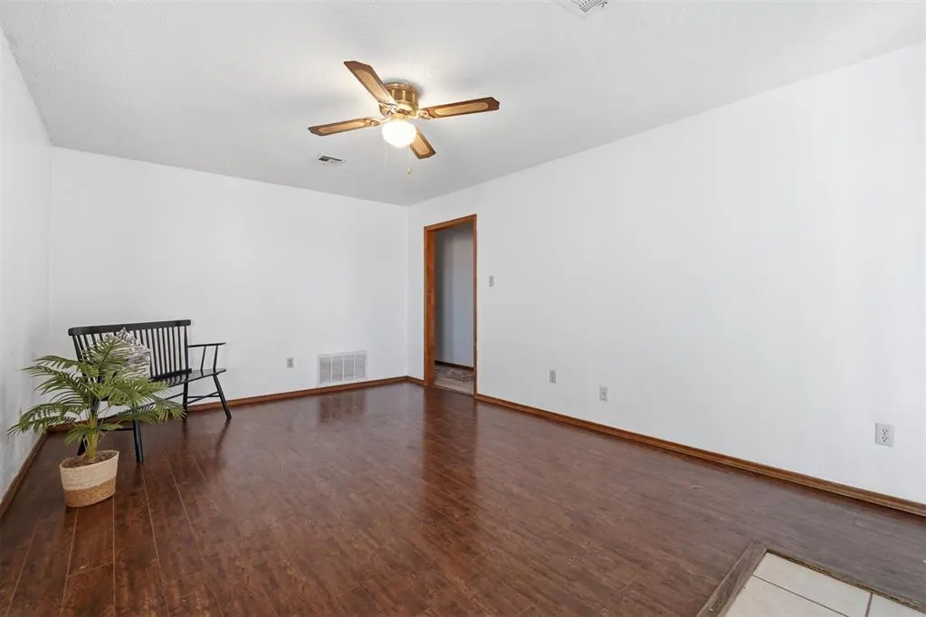 Photo 10 — 6310 SW Park Place, Lawton, OK 73505