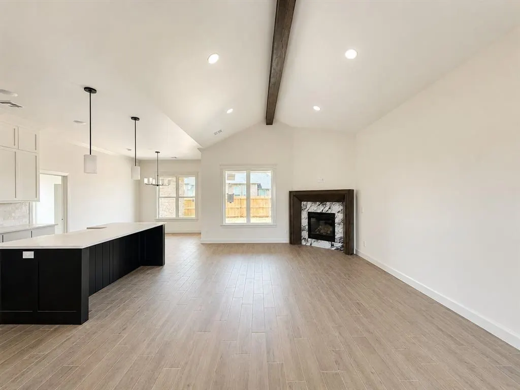 Photo 2 — 5109 Vine Cliff Road, Mustang, OK 73064