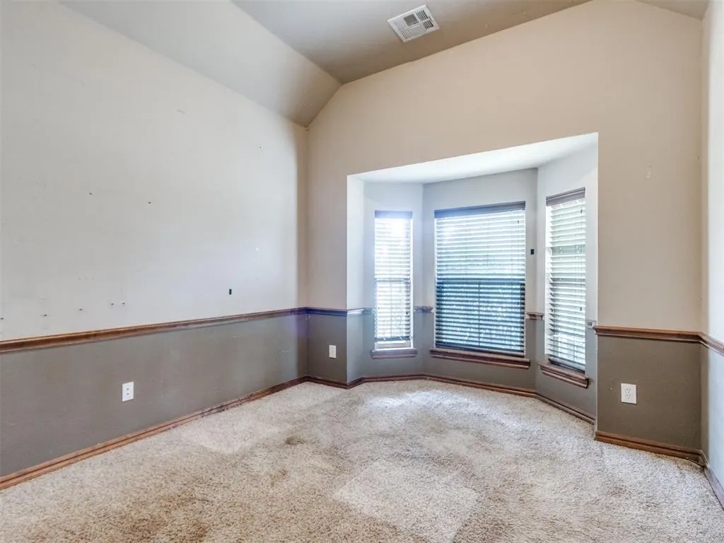 Photo 28 — 641 SW 28th Street, Moore, OK 73160