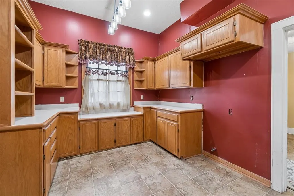 Photo 7 — 1220 NW 41st Street, Oklahoma City, OK 73118