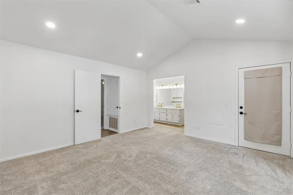 Photo 23 — 11819 Red Oak Way, Oklahoma City, OK 73162