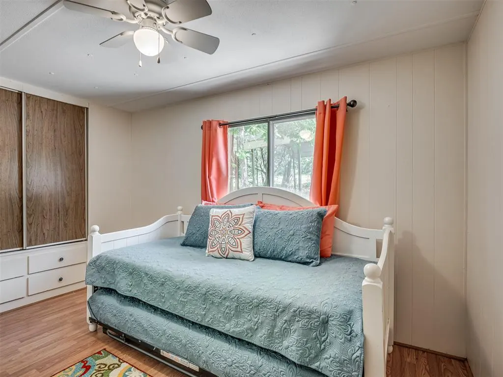 Photo 18 — 332 Royal Lane, Canadian, OK 74425