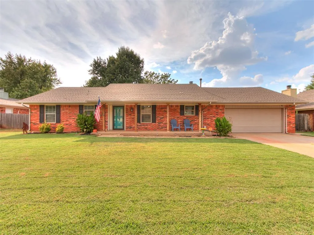 Front exterior — 629 N Canadian Terrace, Mustang, OK 73064
