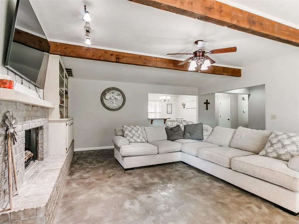 Photo 3 — 629 N Canadian Terrace, Mustang, OK 73064