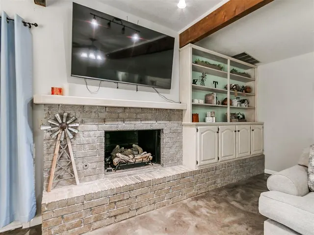 Photo 4 — 629 N Canadian Terrace, Mustang, OK 73064