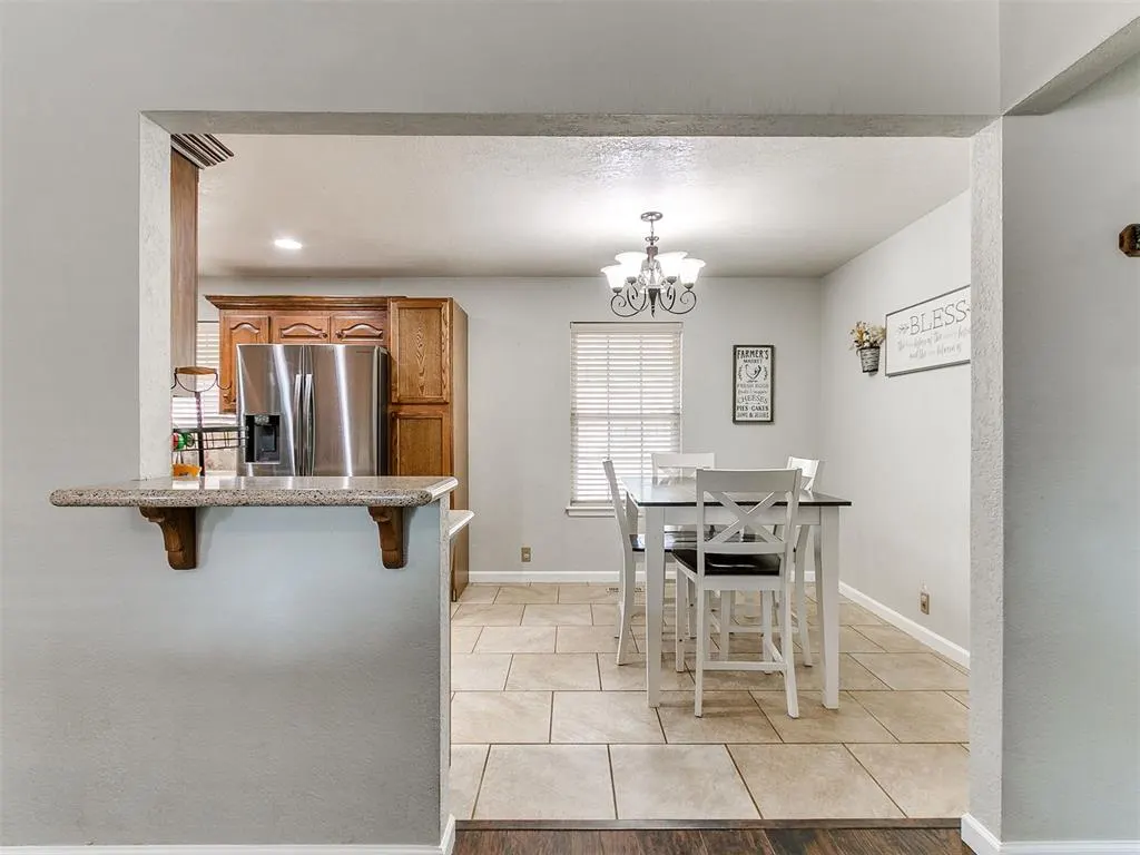 Photo 5 — 629 N Canadian Terrace, Mustang, OK 73064
