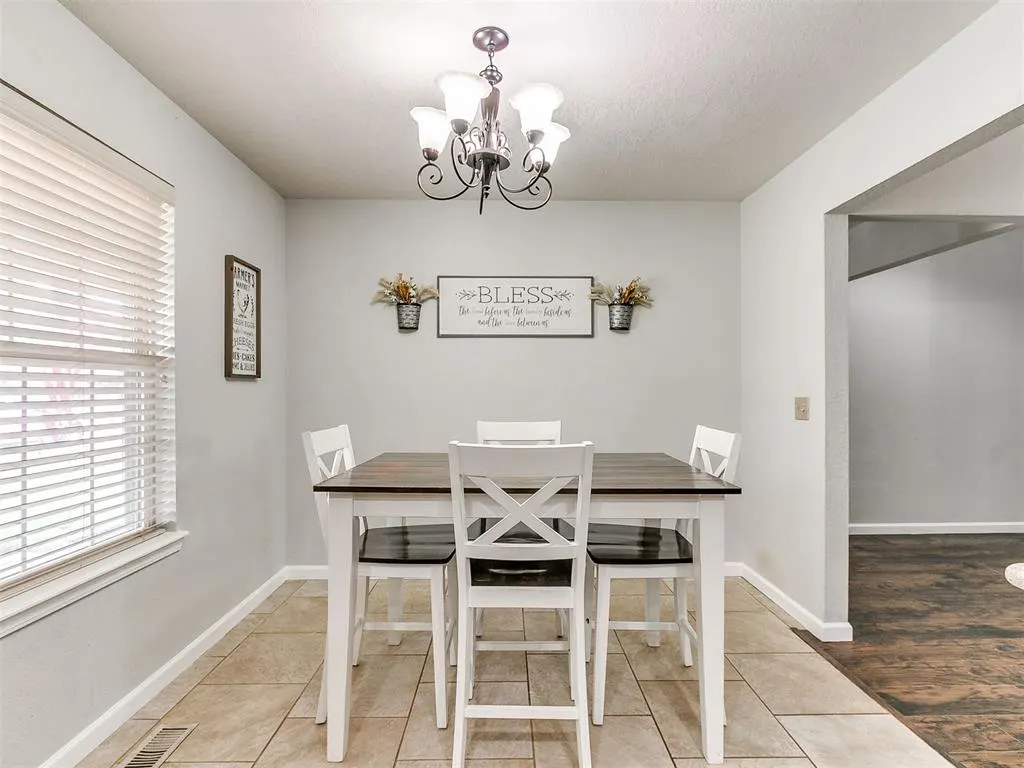 Photo 10 — 629 N Canadian Terrace, Mustang, OK 73064