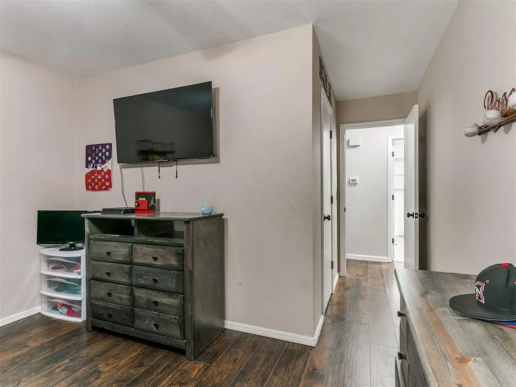 Photo 16 — 629 N Canadian Terrace, Mustang, OK 73064