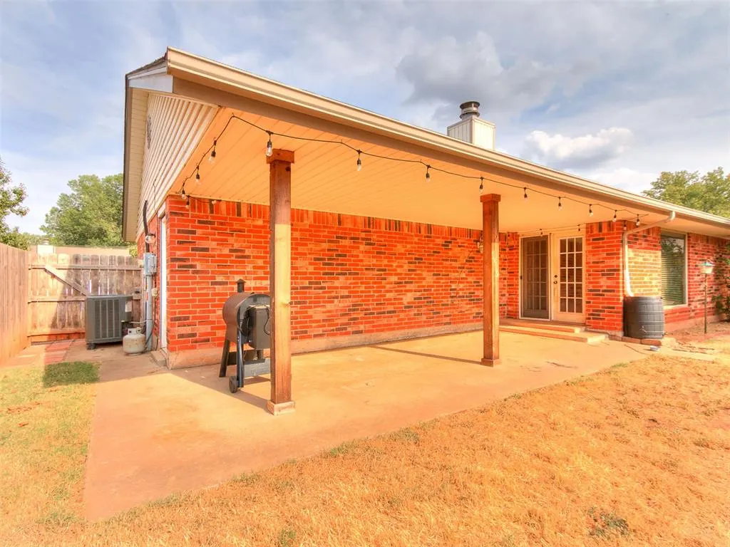 Photo 21 — 629 N Canadian Terrace, Mustang, OK 73064