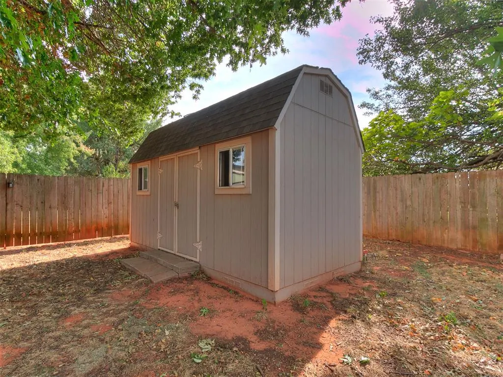 Photo 23 — 629 N Canadian Terrace, Mustang, OK 73064