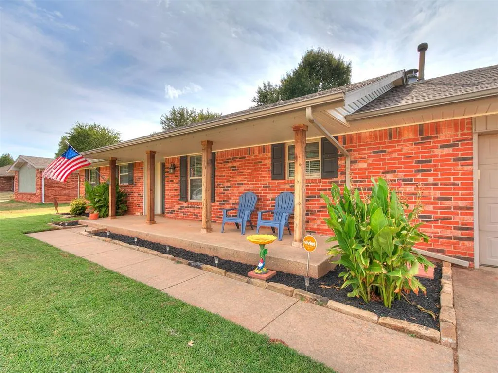 Photo 26 — 629 N Canadian Terrace, Mustang, OK 73064