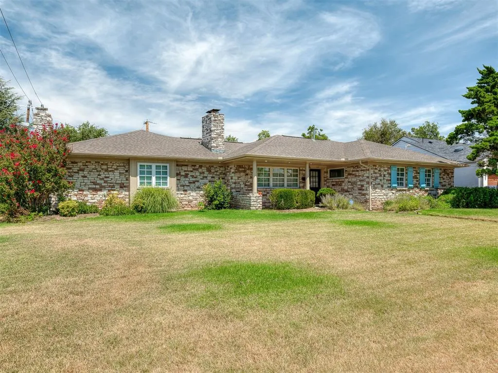 Photo 2 — 1327 W Wilshire Boulevard, Oklahoma City, OK 73116