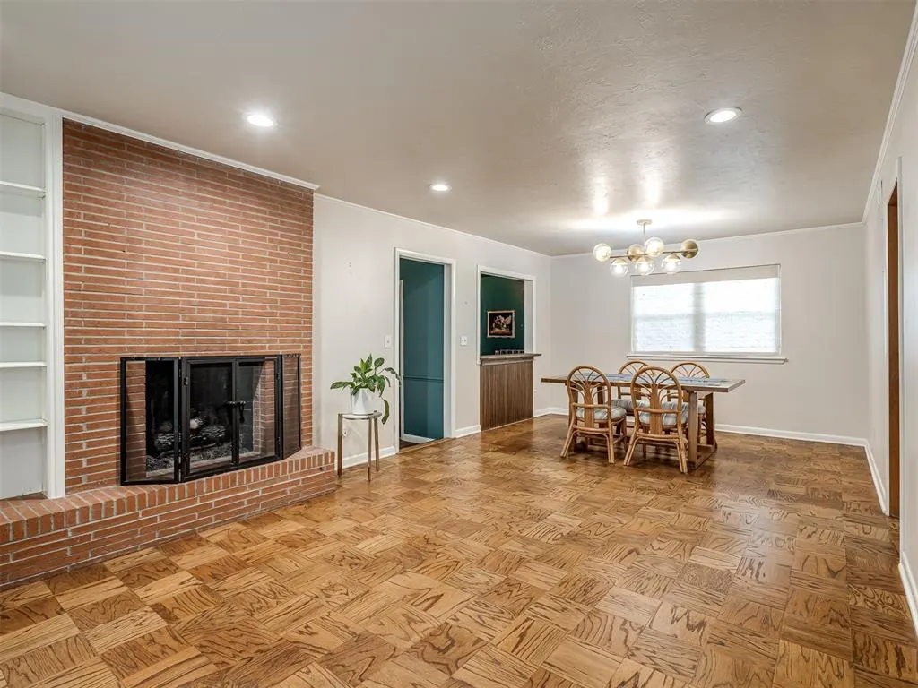 Photo 6 — 1327 W Wilshire Boulevard, Oklahoma City, OK 73116