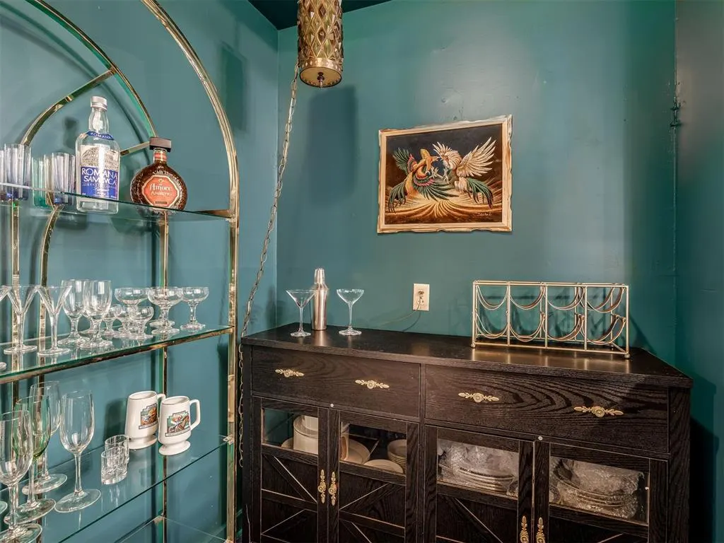 Photo 11 — 1327 W Wilshire Boulevard, Oklahoma City, OK 73116
