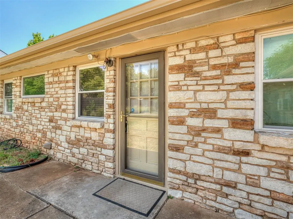 Photo 37 — 1327 W Wilshire Boulevard, Oklahoma City, OK 73116