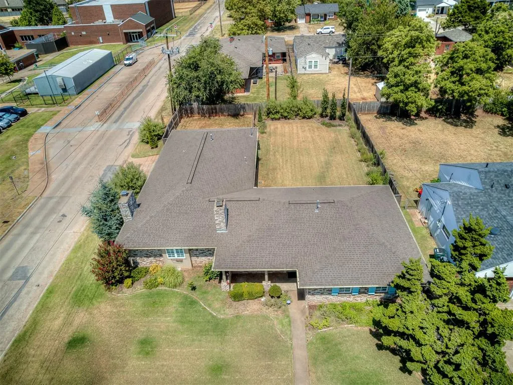 Photo 44 — 1327 W Wilshire Boulevard, Oklahoma City, OK 73116