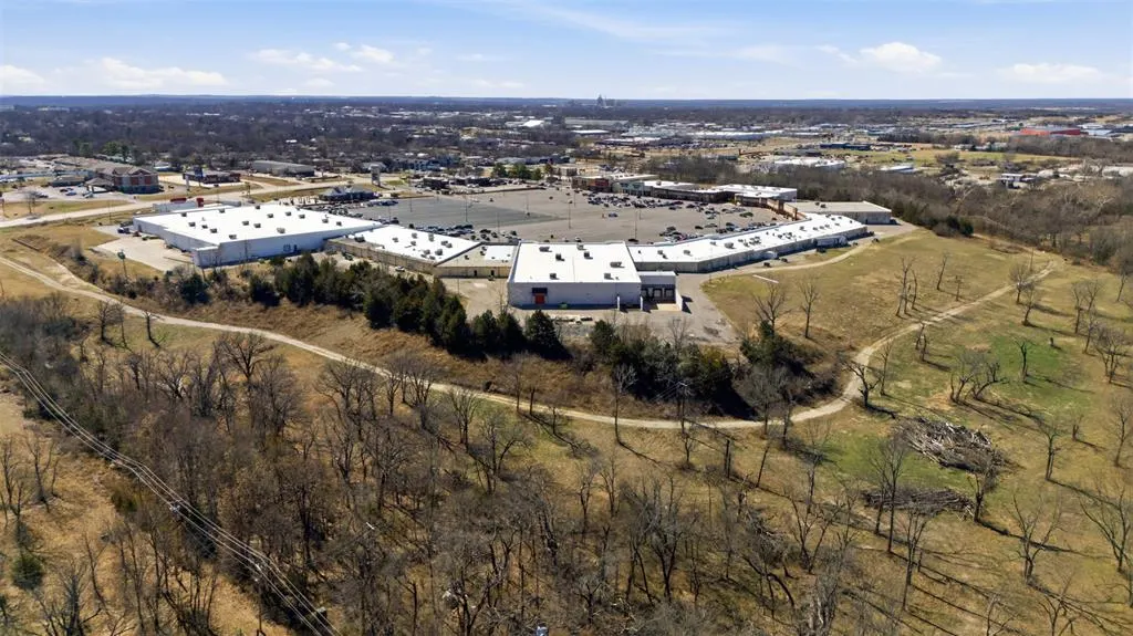Photo 38 — 1200 Lonne Abbott Boulevard, Ada, OK 74820