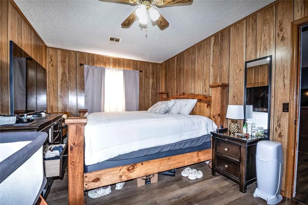 Photo 14 — 606 N Cedar Avenue, Stroud, OK 74079