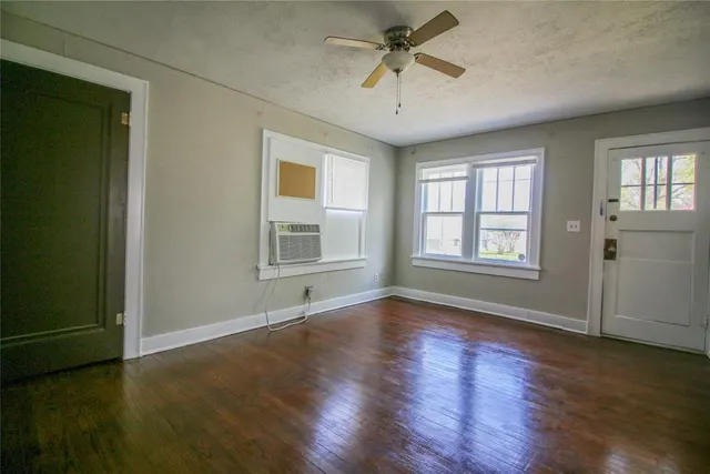 Photo 3 — 608 Chautauqua Avenue, Norman, OK 73069