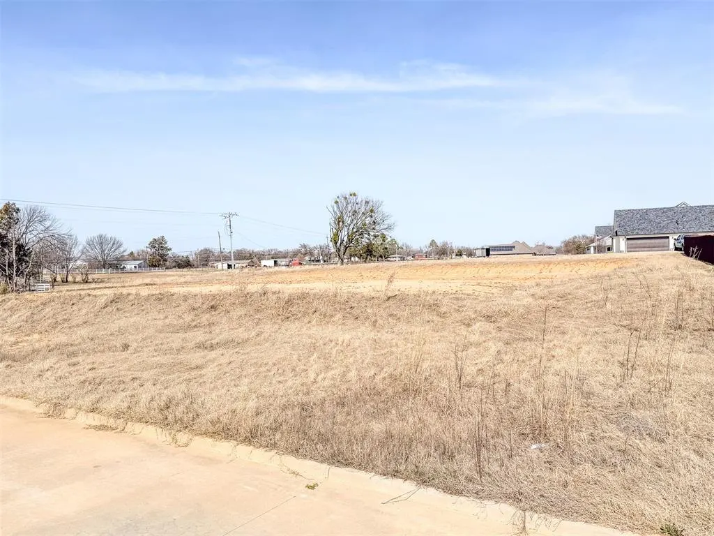 Photo 2 — 12320 County Road 3570, Ada, OK 74820