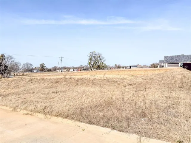 Photo 2 — 12320 County Road 3570, Ada, OK 74820