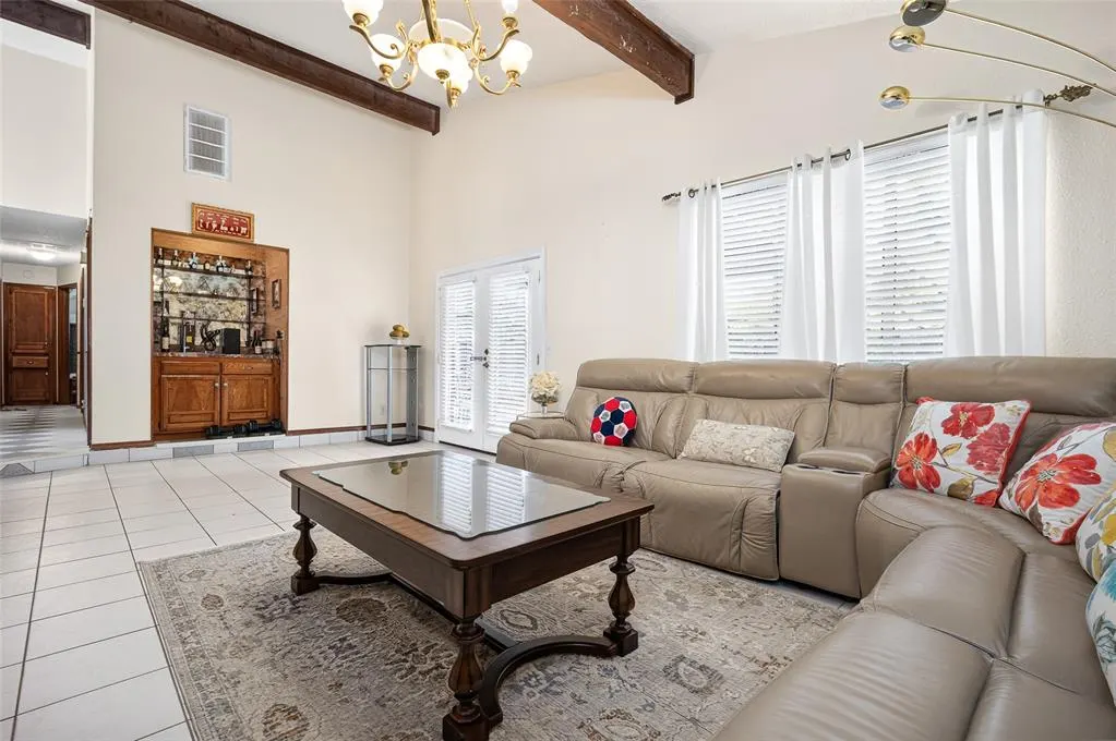 Photo 7 — 10312 Fairfax Lane, Yukon, OK 73099