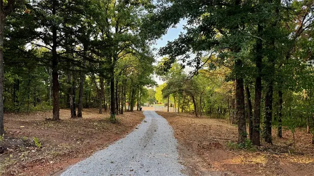 Photo 2 — 8750 E Waterloo Road, Arcadia, OK 73007