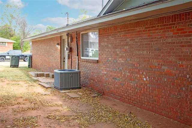 Photo 4 — 3208 Cheek Place, Oklahoma City, OK 73115