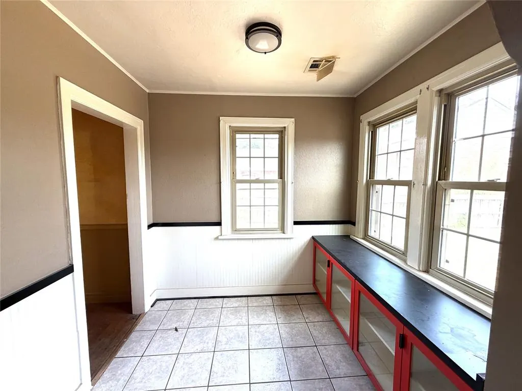 Photo 4 — 2101 NW 27th Street, Oklahoma City, OK 73107