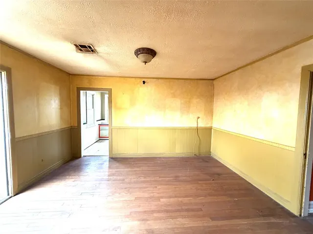 Photo 5 — 2101 NW 27th Street, Oklahoma City, OK 73107
